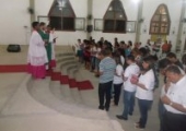 Missa de envio dos missionários da Paróquia São Vicente de Paulo: 04/10/15 | <strong>Crédito: </strong>Leniéverson / Pascom