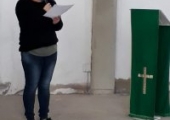Homenagem ao padre Lenilson na Missa da manhã, na matriz. | <strong>Crédito: </strong>Rosimery Rangel Fernandes, Pascom - 04/08/19