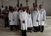 Homenagem dos paroquianos  da matriz pelos 17 anos de ordenação sacerdotal do padre Lenilson, transcorrido no dia anterior (30/11/19) | <strong>Crédito: </strong>Rosimery Rangel, Pascom - 01/12/19