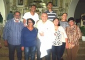 João Batista com a família após a Missa | <strong>Crédito: </strong>Leniéverson - Pascom